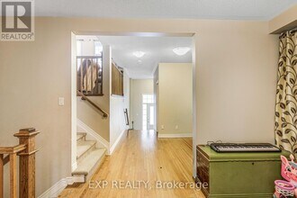 84 Russet Terrace in Ottawa, ON - Building Photo - Building Photo