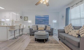 17462 Front Beach Rd in Panama City Beach, FL - Building Photo