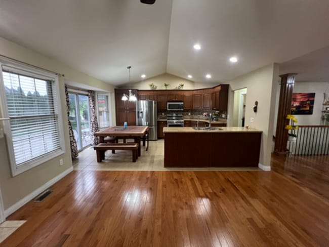 10815 N Fieldgrove Dr in Dunlap, IL - Building Photo - Building Photo