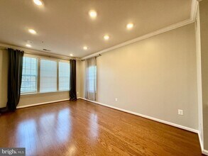 6491 Jack Linton Dr S in Frederick, MD - Building Photo - Building Photo