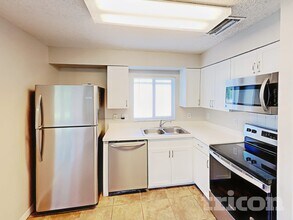 4522 Reynolds Creek Ave in Plant City, FL - Building Photo - Building Photo