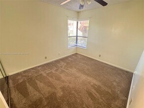 2635 Carambola Cir N in Coconut Creek, FL - Building Photo - Building Photo