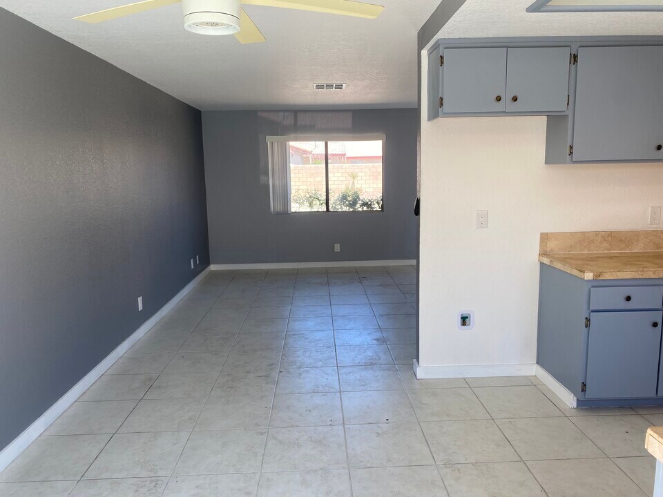 32415 Pueblo Trl, Unit A in Cathedral City, CA - Foto de edificio