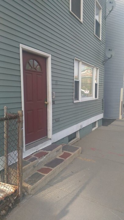 49 Boylston St-Unit -3 in Brookline, MA - Building Photo