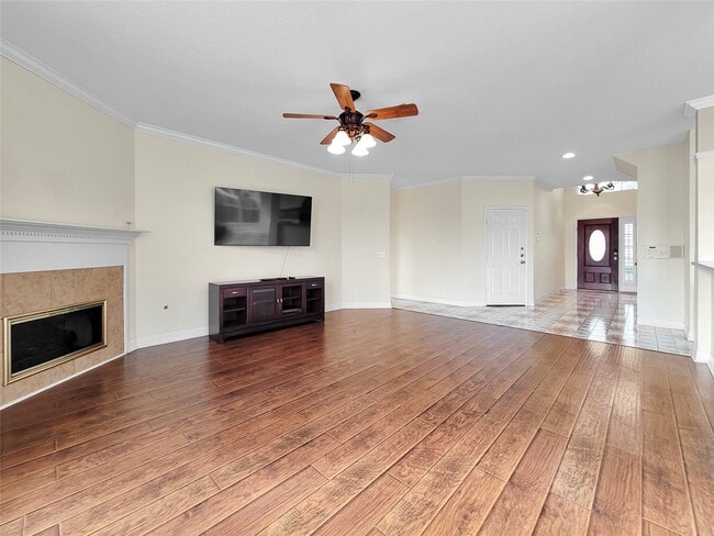 19843 Youpon Leaf Way in Houston, TX - Building Photo - Building Photo