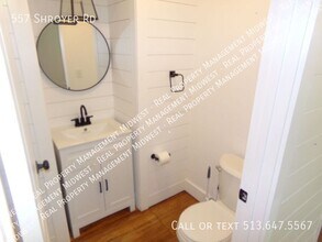 557 Shroyer Rd in Dayton, OH - Building Photo - Building Photo