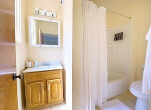 522 Hillside Ave in Santa Fe, NM - Building Photo - Building Photo