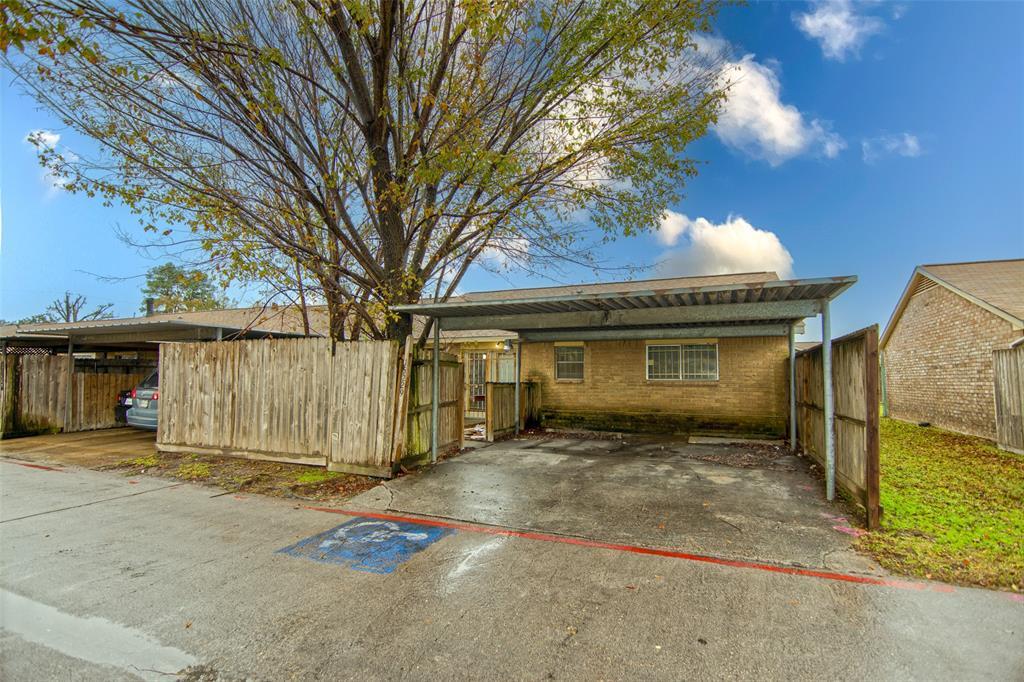 15229 Buckle Ln in Houston, TX - Building Photo