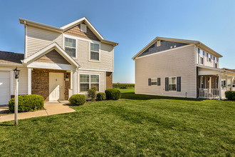 Forest Edge in Rawson, OH - Foto de edificio - Building Photo