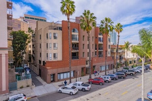 35 Linden Ave in Long Beach, CA - Building Photo