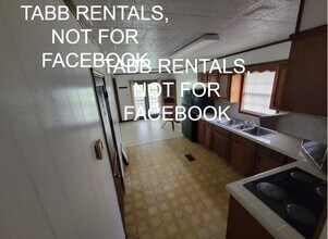 278 Eves St in Jeanerette, LA - Building Photo - Building Photo