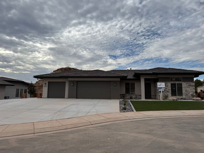 property at 1593 E Dihedral Dr