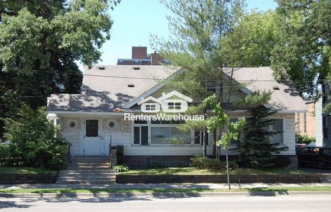 1130 4th St SE in Minneapolis, MN - Building Photo - Building Photo