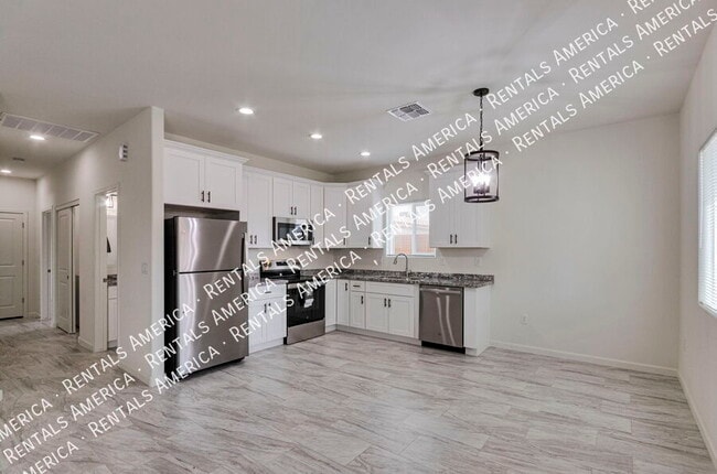 property at 3727 N Stone Ave