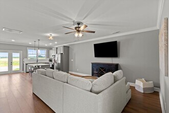 169 Susan Lynn Dr in Meridianville, AL - Building Photo - Building Photo