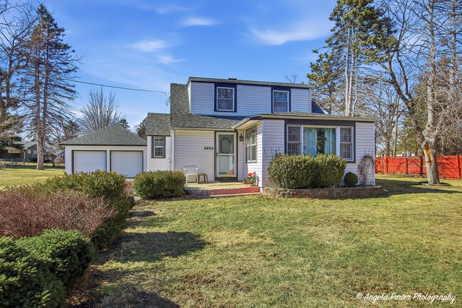 10219 W Illinois Ave in Zion, IL - Building Photo - Building Photo