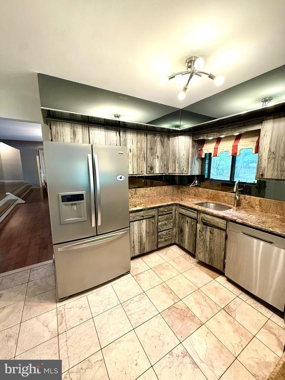 4 Hazelhurst Dr in Voorhees Township, NJ - Building Photo - Building Photo