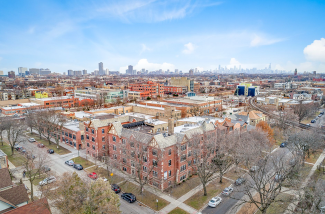 4641 N Wolcott Ave, Unit 4653-1 in Chicago, IL - Building Photo - Building Photo