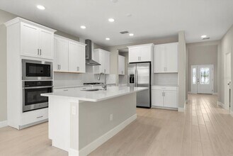 1320 Hyde St in St. Cloud, FL - Building Photo - Building Photo