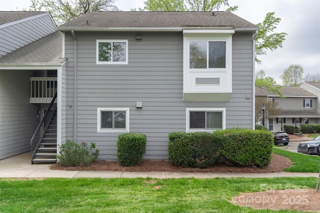 3021 Heathstead Place in Charlotte, NC - Building Photo - Building Photo