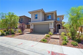 109 Orchestral Ln in Henderson, NV - Building Photo - Building Photo