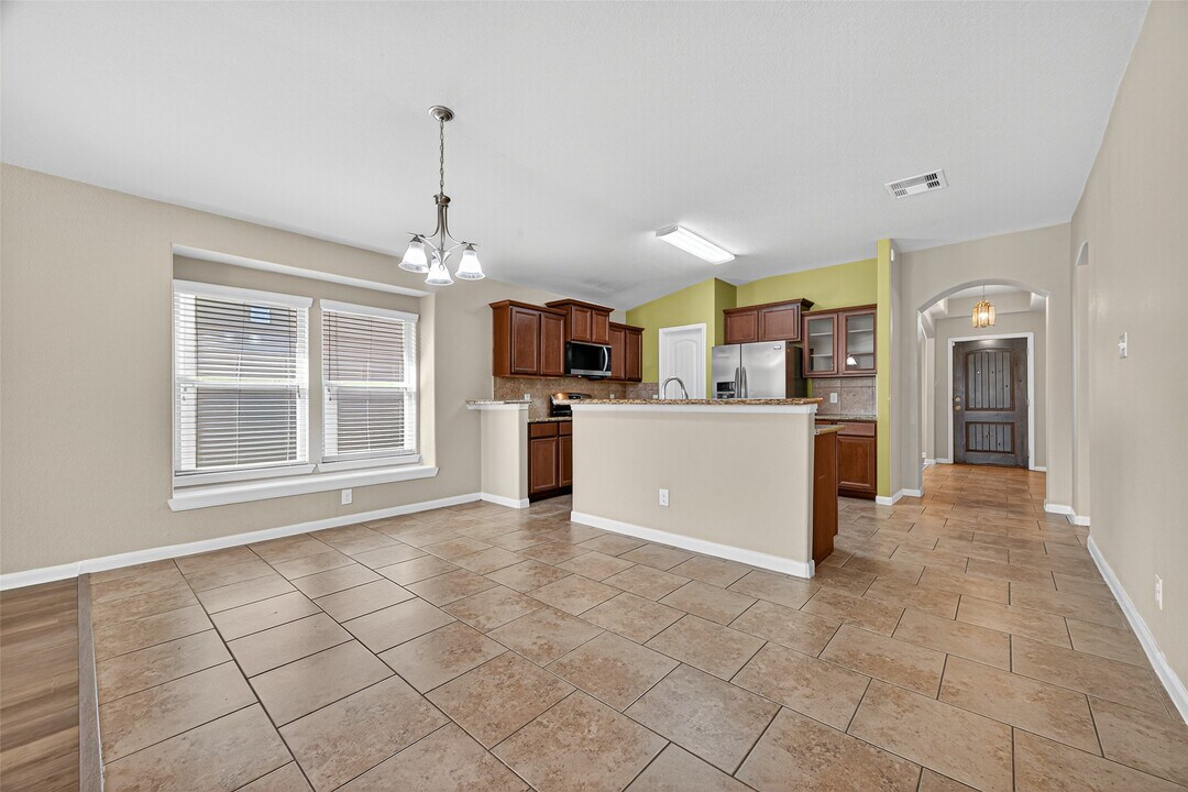 5530 Casa Calvet Dr in Katy, TX - Building Photo