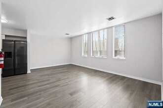 310-310 Passaic Ave in Harrison, NJ - Building Photo - Building Photo