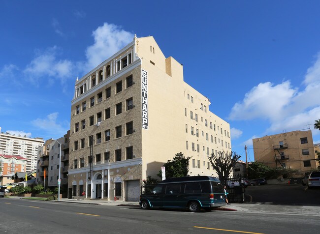 Guntharp Apts in Los Angeles, CA - Foto de edificio - Building Photo