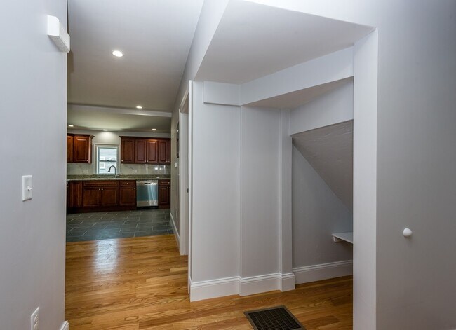 31 Duncan St in Boston, MA - Building Photo - Building Photo