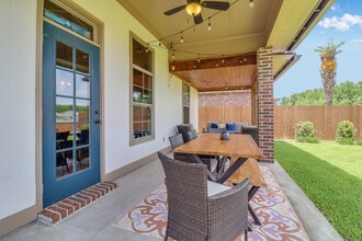 222 Crenshaw Dr in Lafayette, LA - Building Photo - Building Photo
