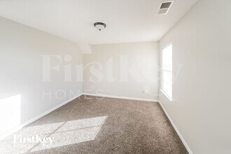 10265 Macon Rd in Cordova, TN - Building Photo - Building Photo