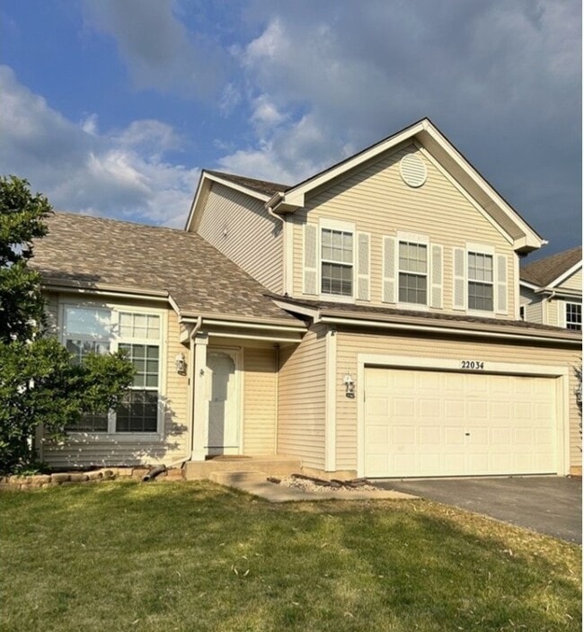 property at 22034 W Lakeland Trail