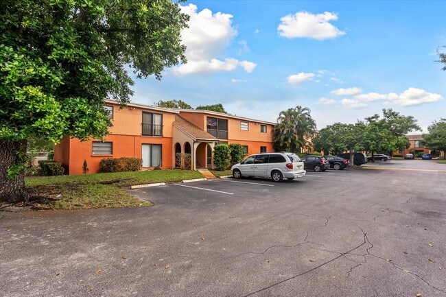 50 SE 12th St in Boca Raton, FL - Building Photo - Building Photo