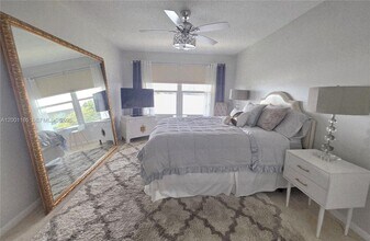 1350 NE 191st St in Miami, FL - Building Photo - Building Photo