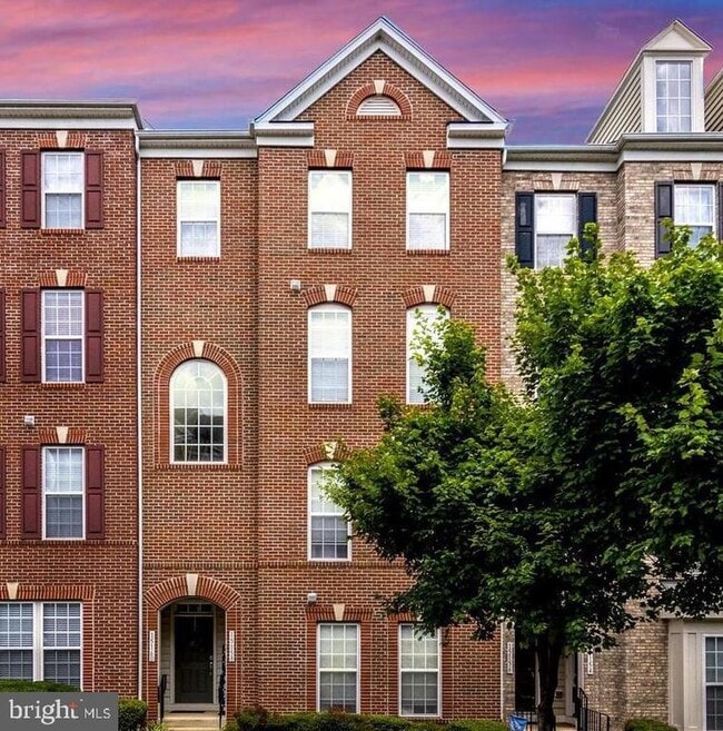property at 15158 Kentshire Dr