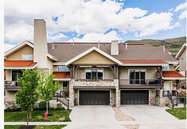 property at 538 W Heritage Way