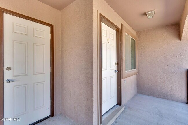 14302 Gil Reyes Dr in El Paso, TX - Building Photo - Building Photo