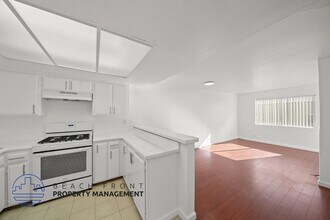 937 10th St. in Santa Monica, CA - Foto de edificio - Building Photo