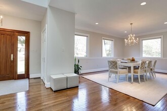 1412 Coventry Ln in Alexandria, VA - Building Photo - Building Photo
