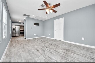 109 N Eastwood St in Houston, TX - Building Photo - Building Photo