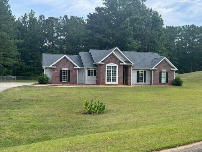 property at 172 Lakemont Dr