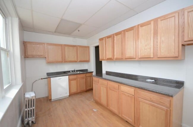 1754 Commonwealth Ave, Unit 30 in Boston, MA - Building Photo - Building Photo
