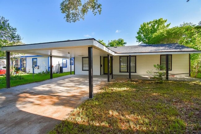 6638 Granite St in Houston, TX - Building Photo - Building Photo