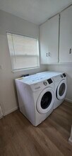 4517 53rd St in Sacramento, CA - Foto de edificio - Building Photo