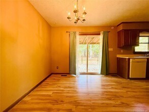 210 Tiverton St in Fayetteville, NC - Building Photo - Building Photo