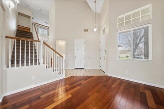 9615 Harvest View Way in Sacramento, CA - Building Photo - Building Photo