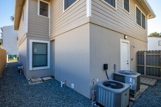 2008 Ocean Dr S in Jacksonville Beach, FL - Building Photo - Building Photo