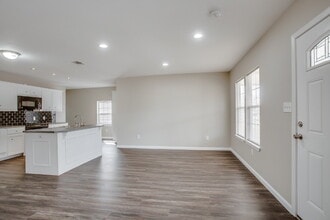 1909 16th St in Lubbock, TX - Building Photo - Building Photo