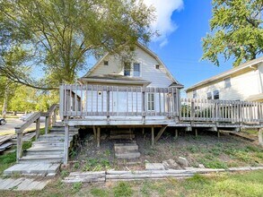 2125 W Jackson St in Muncie, IN - Building Photo - Building Photo