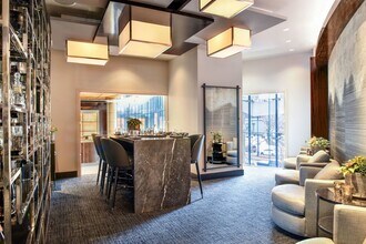 401 N Wabash Ave in Chicago, IL - Building Photo - Building Photo